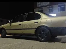 Nissan Primera, 1991