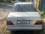 Mercedes-Benz E 280 1995 годаүшін450 000 тг. в Есик