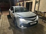 Toyota Camry 2021 годаүшін17 000 000 тг. в Шымкент – фото 2