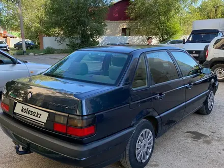 Volkswagen Passat 1991 года за 1 300 000 тг. в Уральск – фото 2