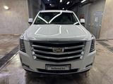Cadillac Escalade 2019 года за 25 000 000 тг. в Астана