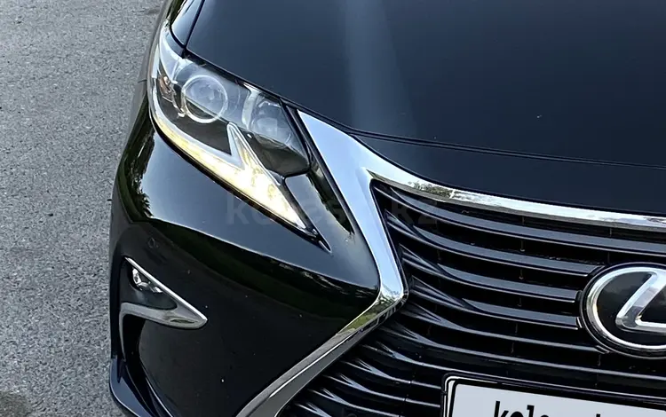 Lexus ES 350 2013 года за 14 000 000 тг. в Алматы