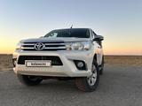 Toyota Hilux 2016 годаүшін15 000 000 тг. в Актау