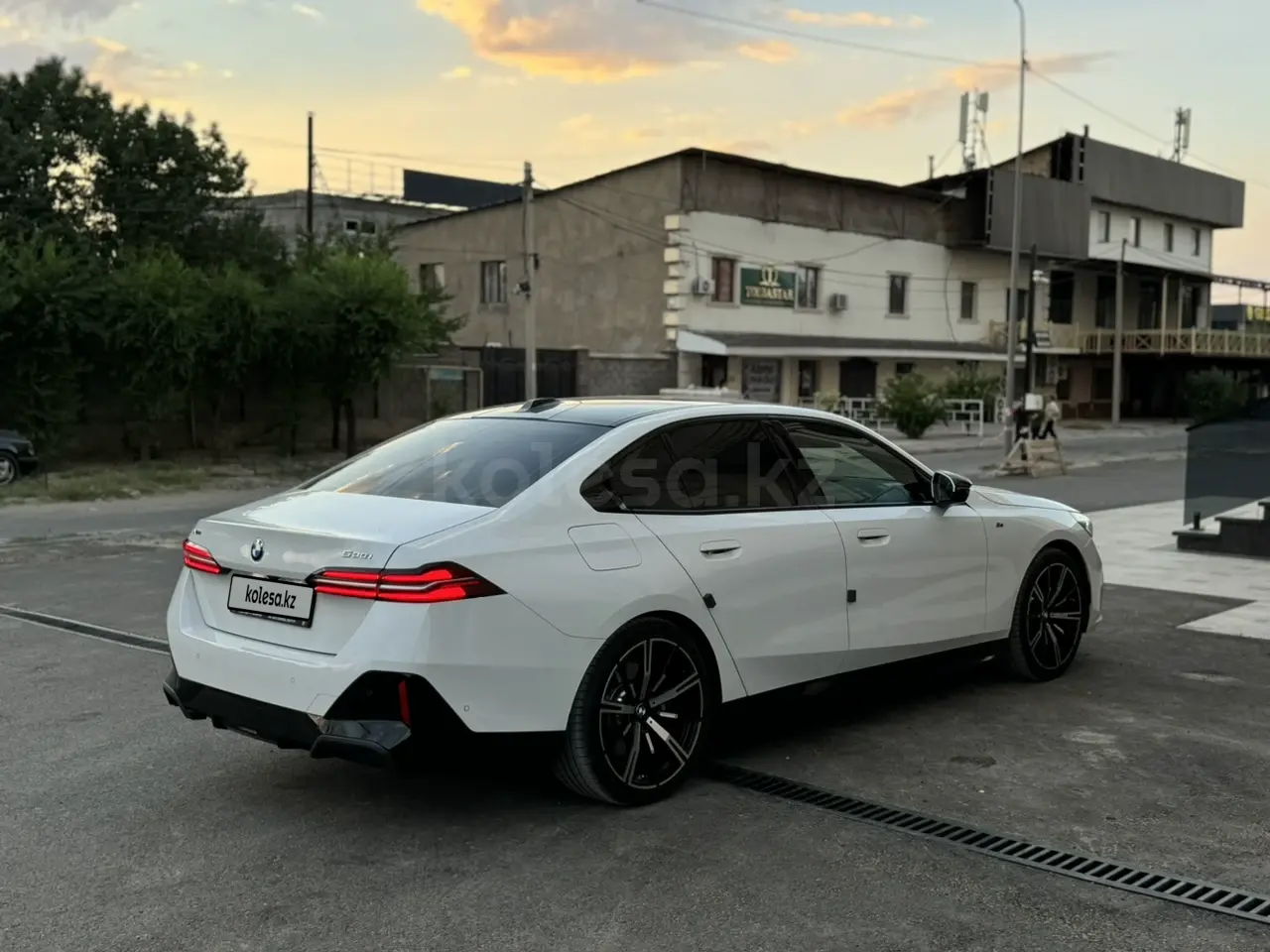 BMW 5 Series, 2024