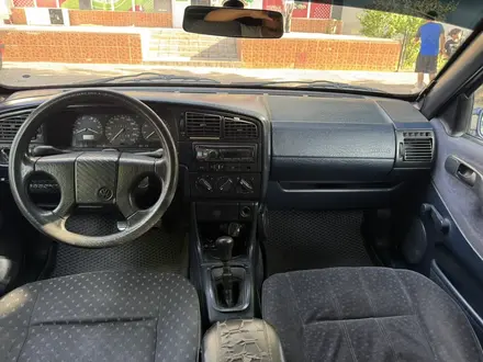Volkswagen Passat 1996 года за 1 300 000 тг. в Тараз – фото 6