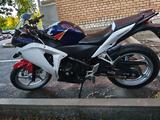 Honda  CBR 250R 2011 года за 1 600 000 тг. в Астана