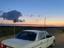 Mercedes-Benz E-Class, 1982