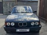 BMW 525 1991 года за 1 100 000 тг. в Шымкент – фото 2