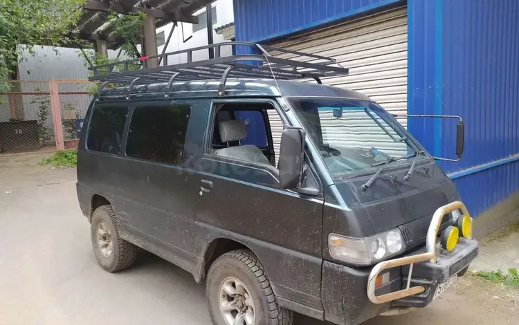 Mitsubishi Delica 1994 годаүшін1 000 000 тг. в Алматы