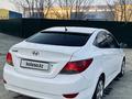 Hyundai Solaris 2013 года за 3 600 000 тг. в Актобе – фото 2