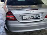 Mercedes-Benz C 180 2001 года за 3 300 000 тг. в Шымкент – фото 2