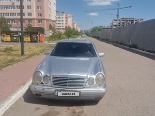 Mercedes-Benz E 280