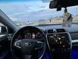 Toyota Camry 2015 годаүшін10 300 000 тг. в Жанаозен – фото 4
