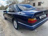 Mercedes-Benz E 230 1990 года за 1 350 000 тг. в Туркестан – фото 5