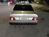 Mercedes-Benz E 220 1991 года за 800 000 тг. в Тараз – фото 3