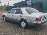 Mercedes-Benz E 200 1993 года за 1 800 000 тг. в Костанай – фото 5