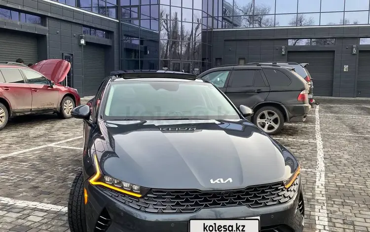 Kia K5 2022 года за 12 000 000 тг. в Шымкент