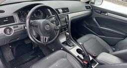 Volkswagen Passat 2014 года за 3 100 000 тг. в Астана – фото 2