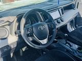 Toyota RAV4 2014 года за 6 400 000 тг. в Актобе – фото 4