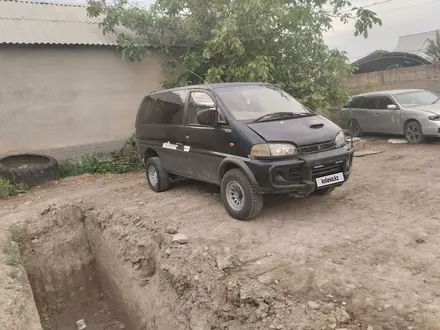 Mitsubishi Delica 1995 года за 1 500 000 тг. в Шымкент – фото 3