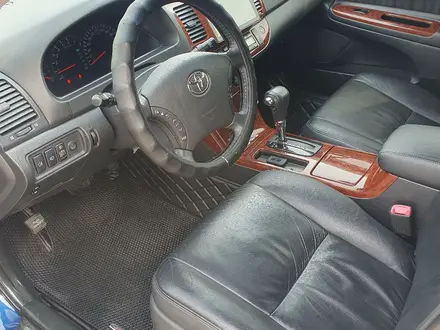 Toyota Camry 2005 года за 8 500 000 тг. в Петропавловск – фото 9