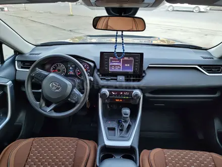 Toyota RAV4 2020 года за 14 200 000 тг. в Алматы – фото 7