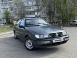 Volkswagen Passat 1996 года за 1 150 000 тг. в Актобе – фото 2