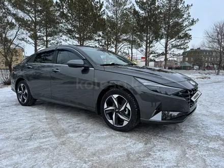 Hyundai Elantra 2022 года за 11 200 000 тг. в Костанай – фото 40