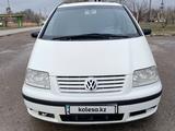 Volkswagen Sharan 2000 годаfor2 600 000 тг. в Шымкент – фото 2