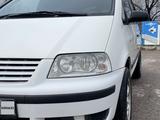 Volkswagen Sharan 2000 годаfor2 600 000 тг. в Шымкент – фото 5