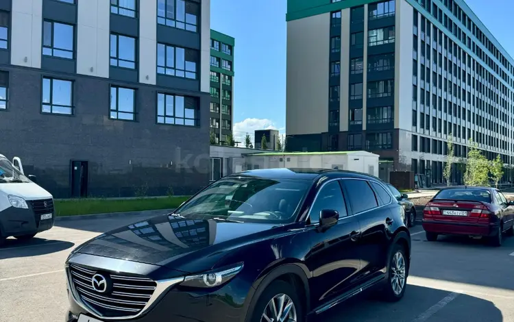 Mazda CX-9 2018 годаfor13 500 000 тг. в Астана