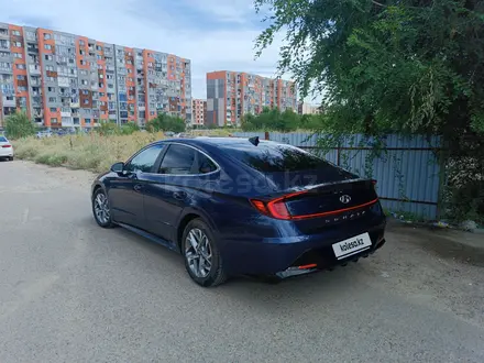 Hyundai Sonata 2021 года за 13 500 000 тг. в Алматы – фото 2