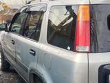 Honda CR-V 1996 годаfor2 800 000 тг. в Усть-Каменогорск – фото 2