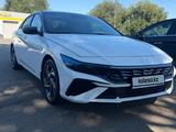 Hyundai Elantra 2024 года за 11 800 000 тг. в Уральск – фото 3