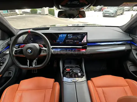 BMW M5 2025 года за 77 700 000 тг. в Алматы – фото 20