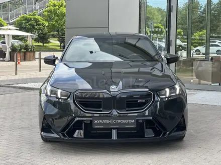 BMW M5 2025 года за 77 700 000 тг. в Алматы – фото 2