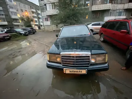 Mercedes-Benz E 260 1989 года за 1 400 000 тг. в Экибастуз