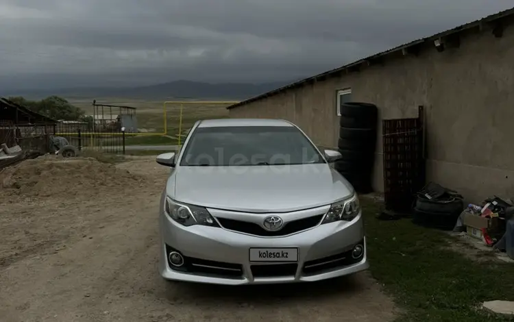 Toyota Camry 2014 годаfor6 000 000 тг. в Алматы