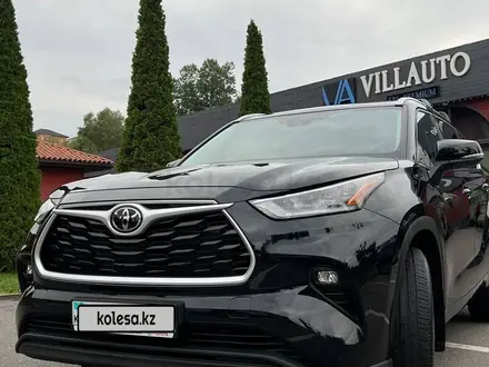 Toyota Highlander 2022 года за 27 500 000 тг. в Алматы