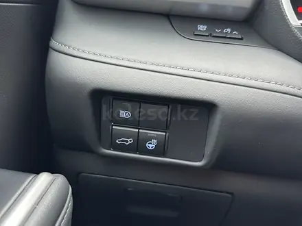 Toyota Highlander 2022 года за 27 500 000 тг. в Алматы – фото 13