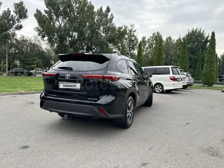 Toyota Highlander 2022 года за 27 500 000 тг. в Алматы – фото 15