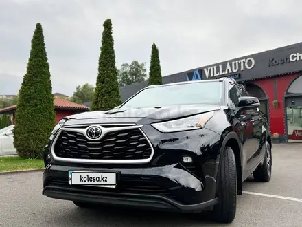 Toyota Highlander 2022 года за 27 500 000 тг. в Алматы – фото 2