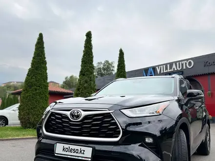 Toyota Highlander 2022 года за 27 500 000 тг. в Алматы – фото 3