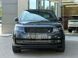 Land Rover Range Rover Autobiography 2026 годаүшін123 484 000 тг. в Алматы – фото 2