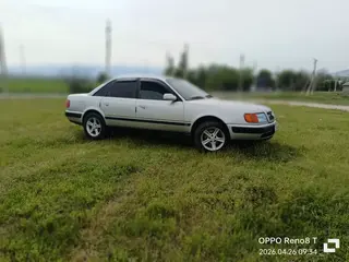 Audi 100