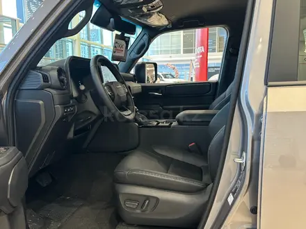 Toyota Land Cruiser Prado Comfort+ 2025 года за 32 490 000 тг. в Астана – фото 10