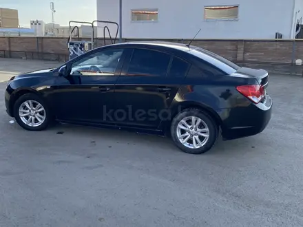 Chevrolet Cruze 2013 года за 3 800 000 тг. в Актобе – фото 7