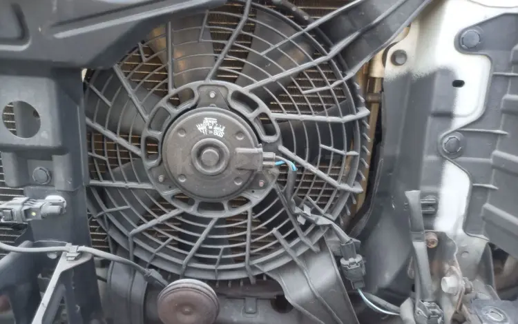 Вентилятор охлаждения кондиционера на Mitsubishi Pajero V90 за 35 000 тг. в Алматы