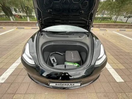 Tesla Model 3 2019 года за 22 100 000 тг. в Алматы – фото 14