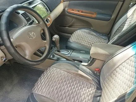 Toyota Camry 2004 года за 3 900 000 тг. в Семей – фото 4